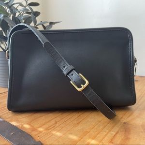 Vintage Coach Sutton in Black style no. 9814